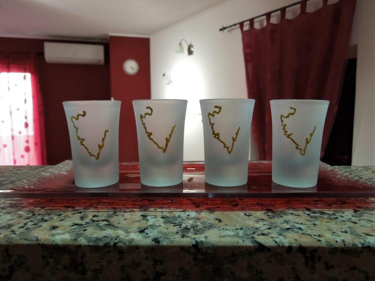 モトヴン Provvidenzaヴィラ エクステリア 写真
